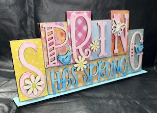 DIY Spring Has Sprung Shelf Sign