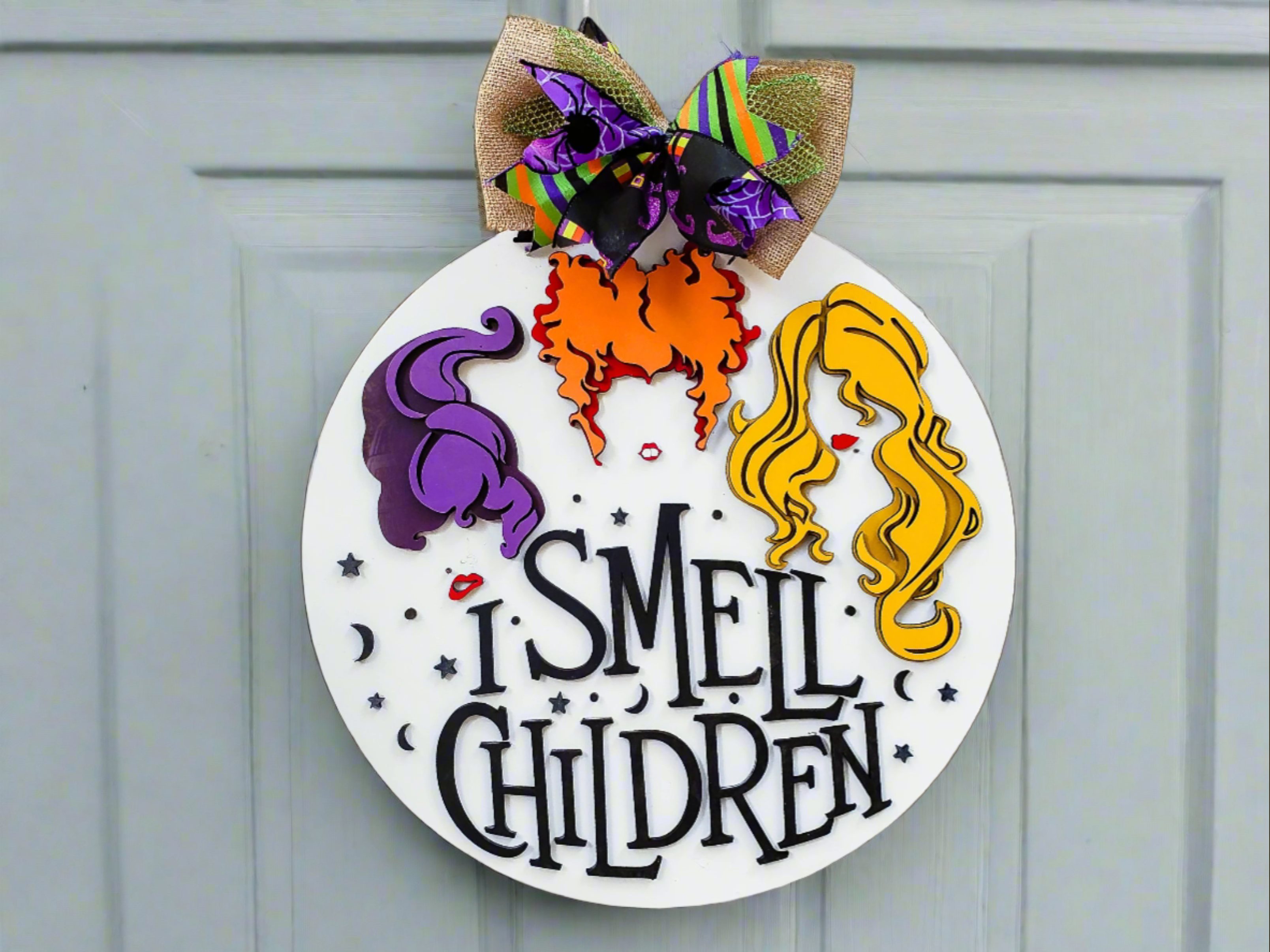 I Smell Children Door Hanger Sign - Finished